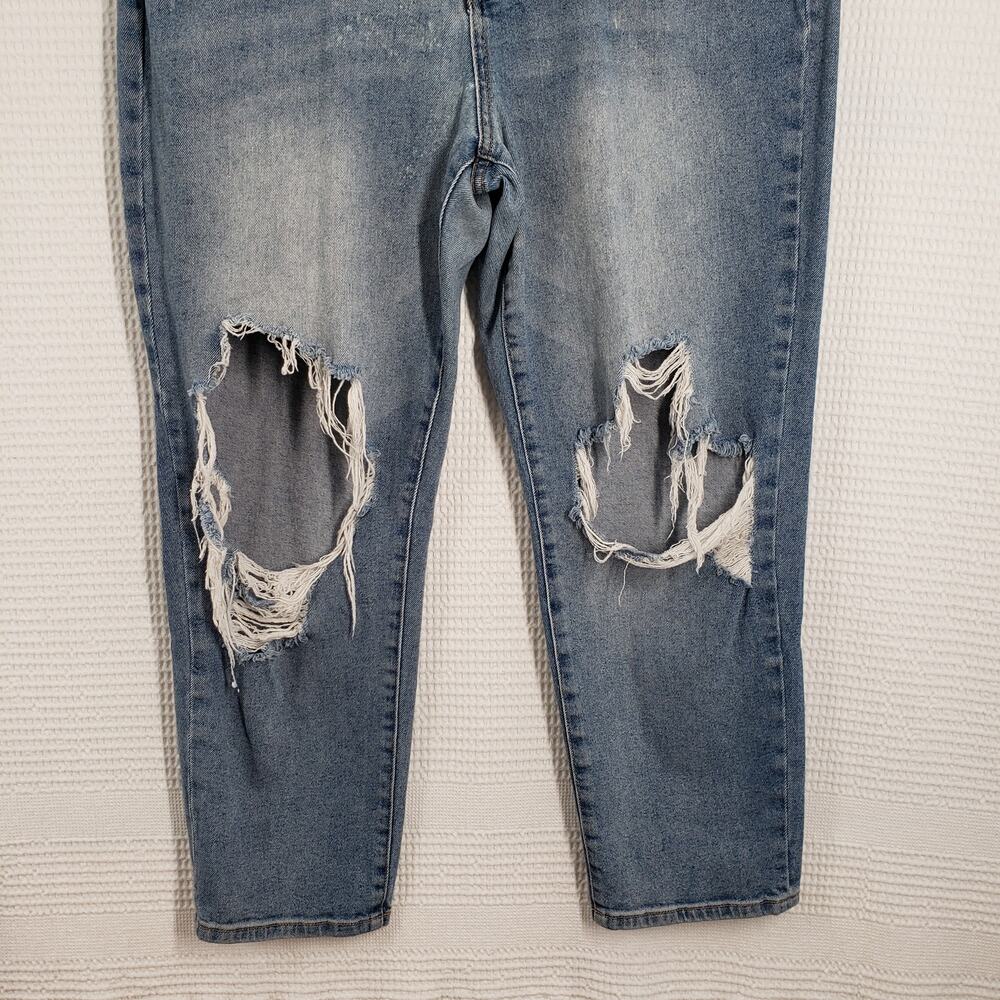No Boundaries Jeans Womens 21 Blue Medium Wash Distressed Thrashed High Rise - Picture 5 of 16
